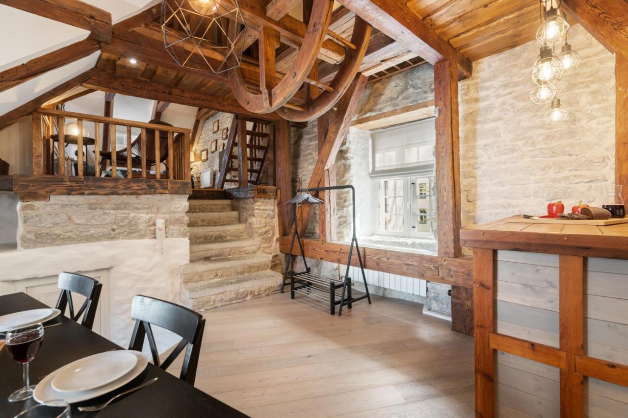 Hilltop Apartments - Old Town Kuninga Tallinn Extérieur photo