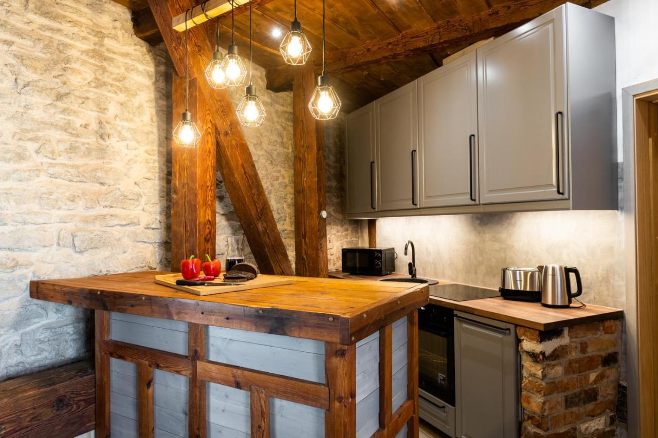 Hilltop Apartments - Old Town Kuninga Tallinn Extérieur photo